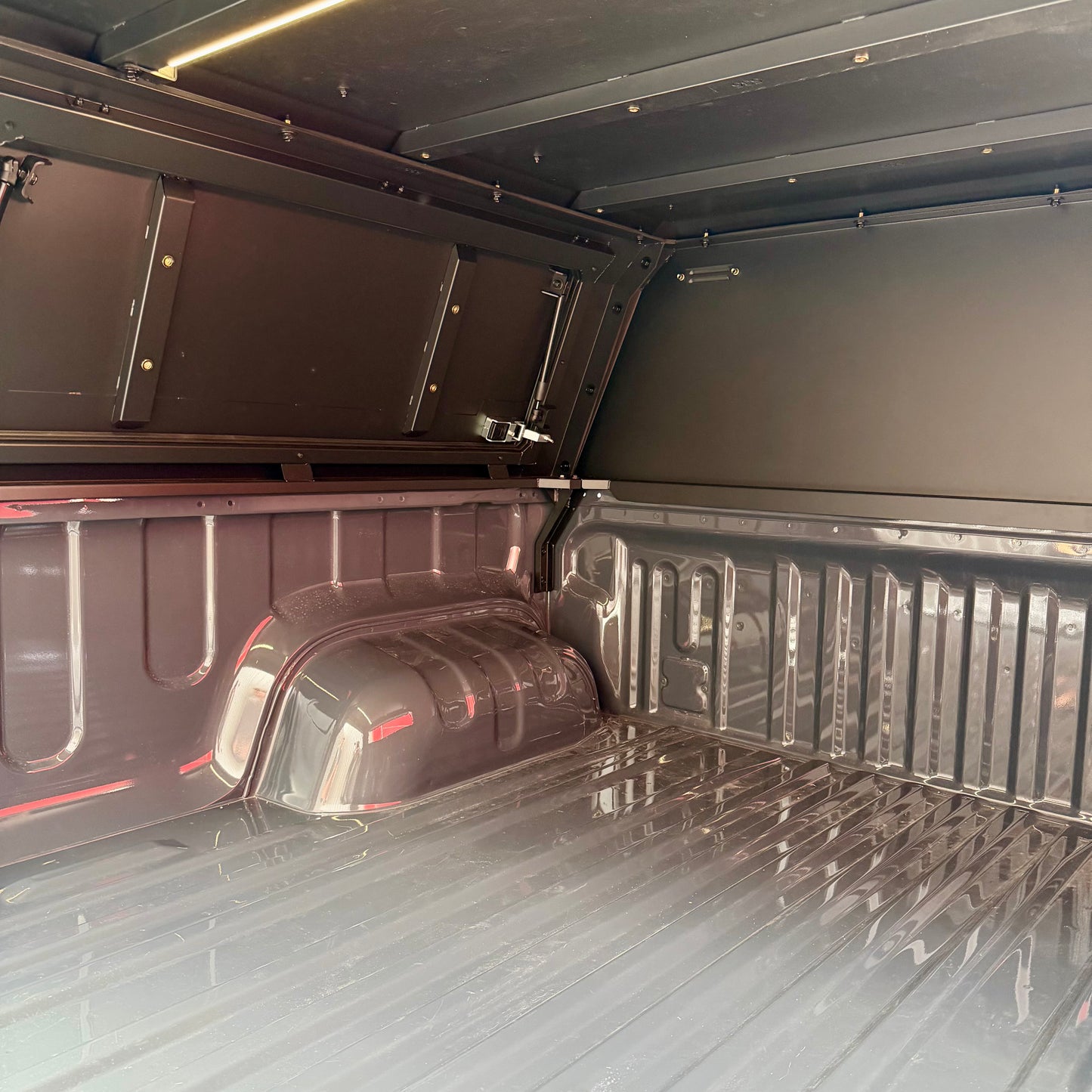 RMR Canopy - Isuzu DMax 2020 on