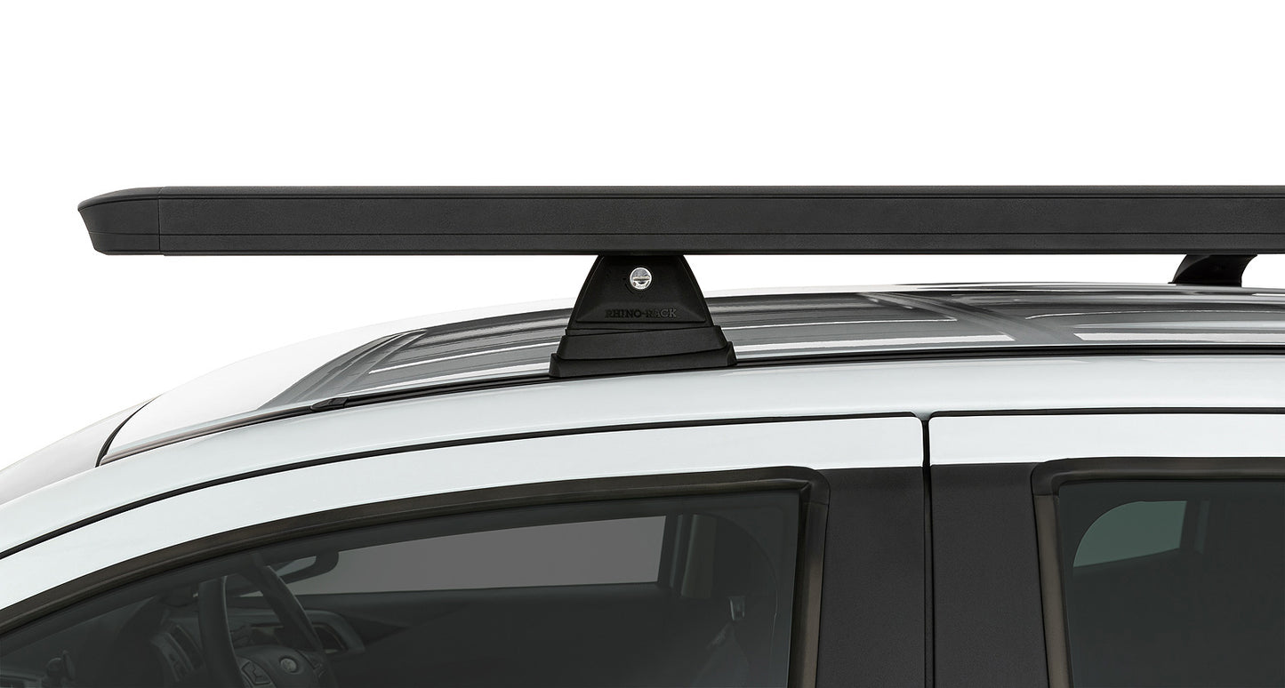 Toyota Hilux 4dr Ute Dual Cab 10/15 on Pioneer 6 Platform (1500mm x 1240mm) with RCH Legs