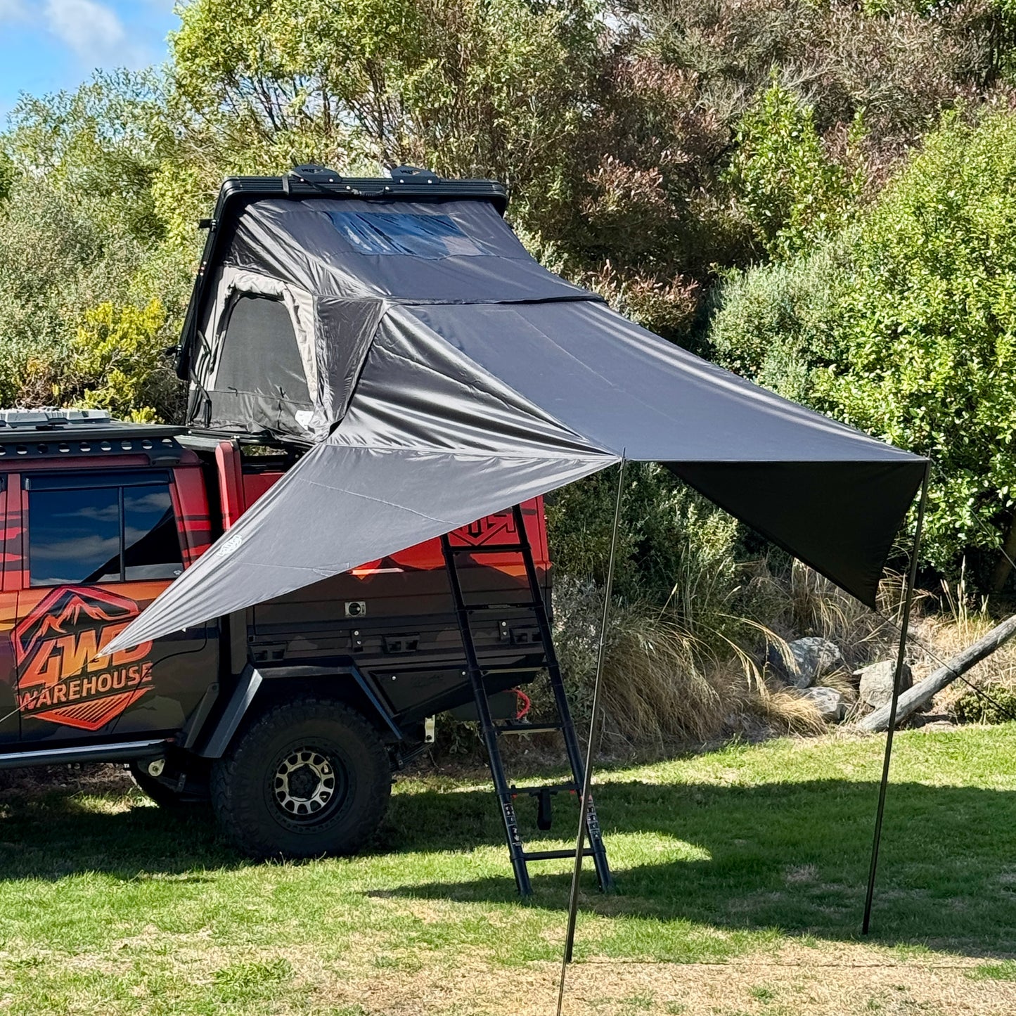 RMR Cantilever Aluminum Hardshell Roof Top Tent - Annex Fly Included
