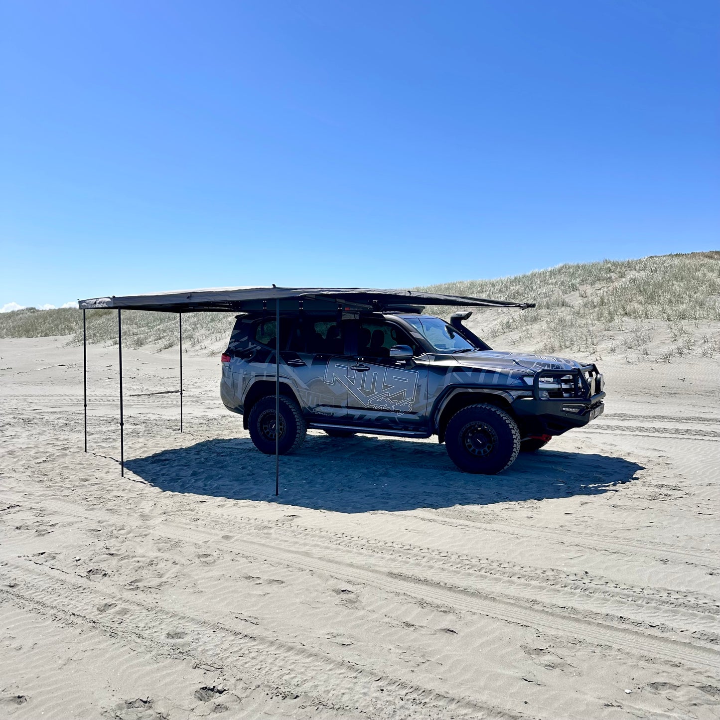 RMR 270 Max LED Freestanding Awning Right/Driver Side Mounting & Wall COMBO