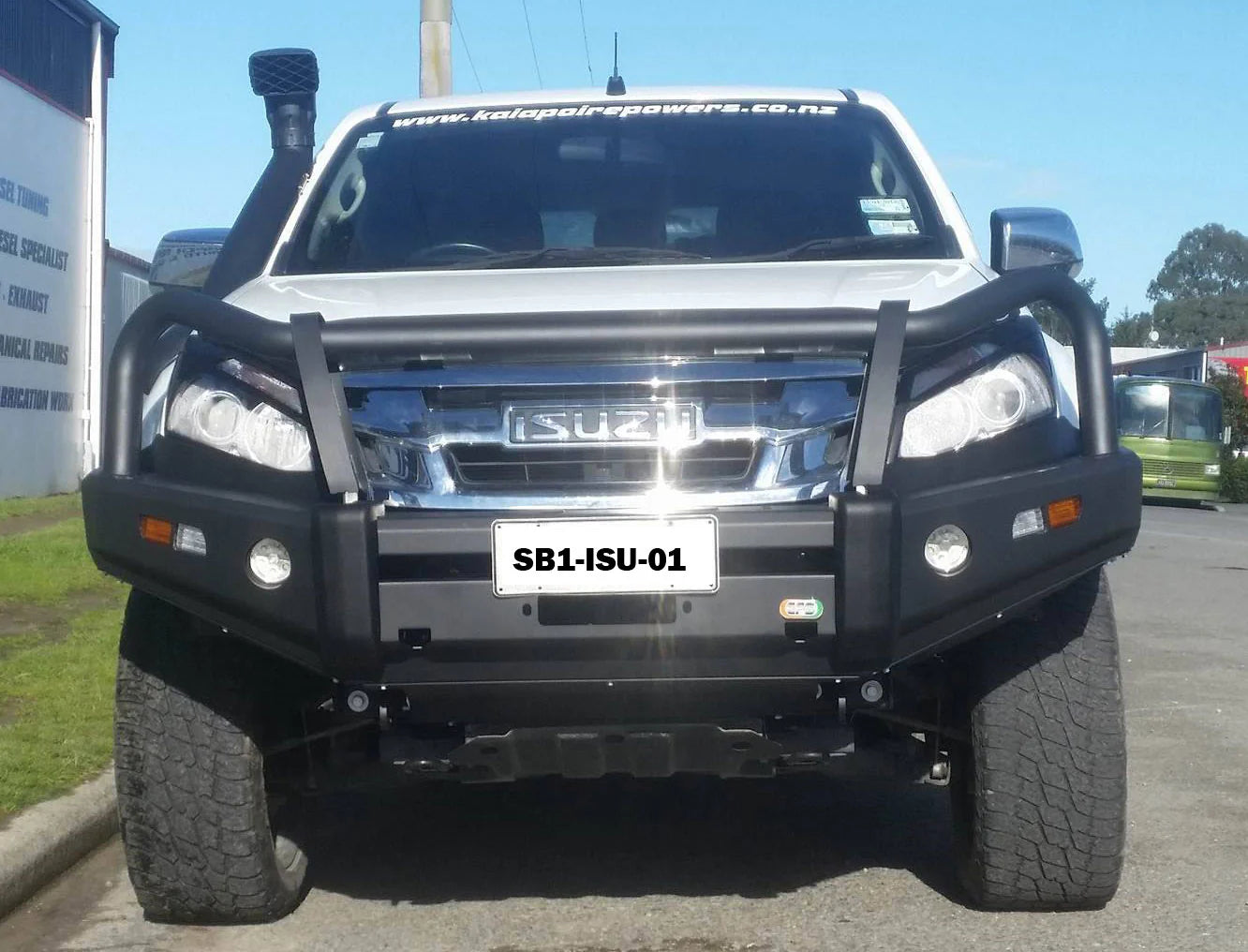 EFS Adventure Stockman Bullbar Isuzu D-Max 2012-16