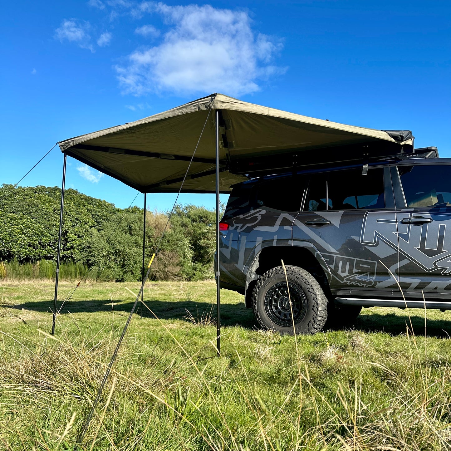 RMR 270 Awning Right/Driver Side Mounting