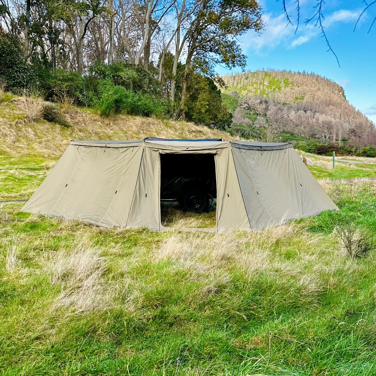 RMR Freestanding 180 Degree Awning Walls