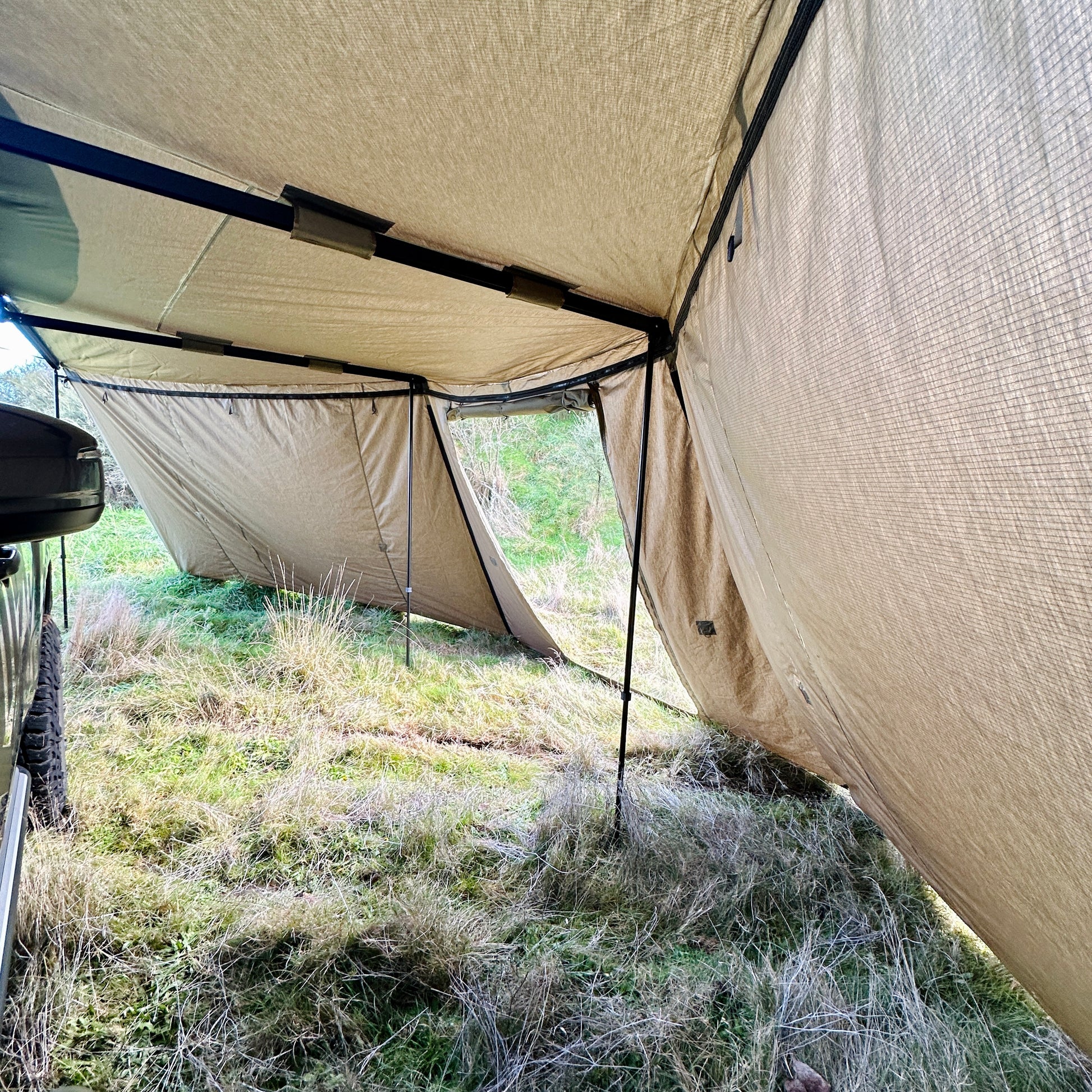 RMR Freestanding 180 Degree Awning Walls
