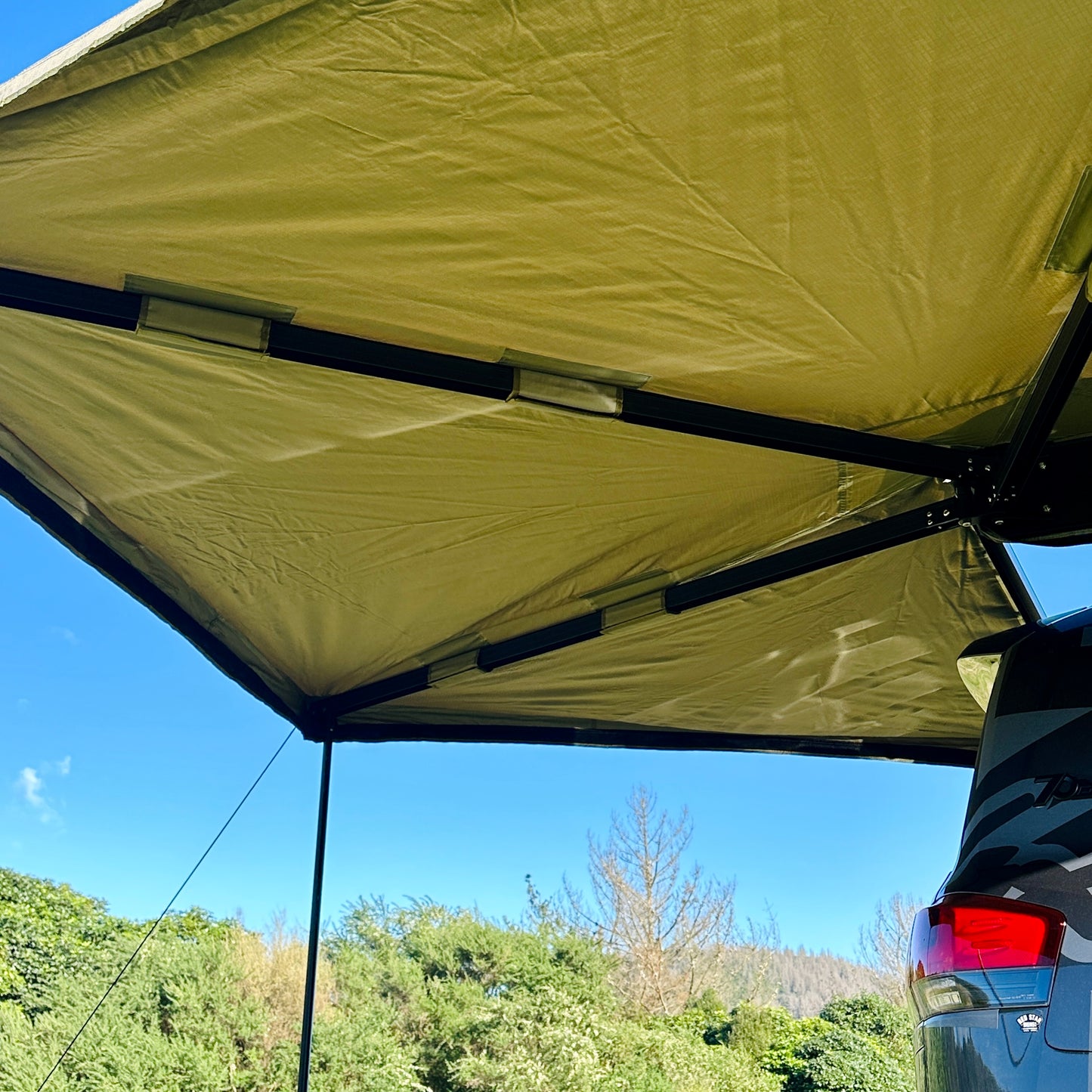 RMR 270 Awning Right/Driver Side Mounting