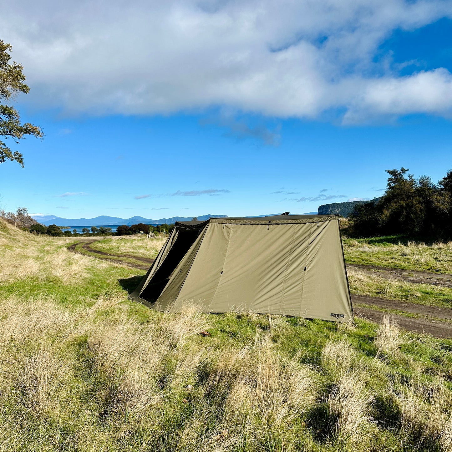 RMR Freestanding 180 Degree Awning Walls