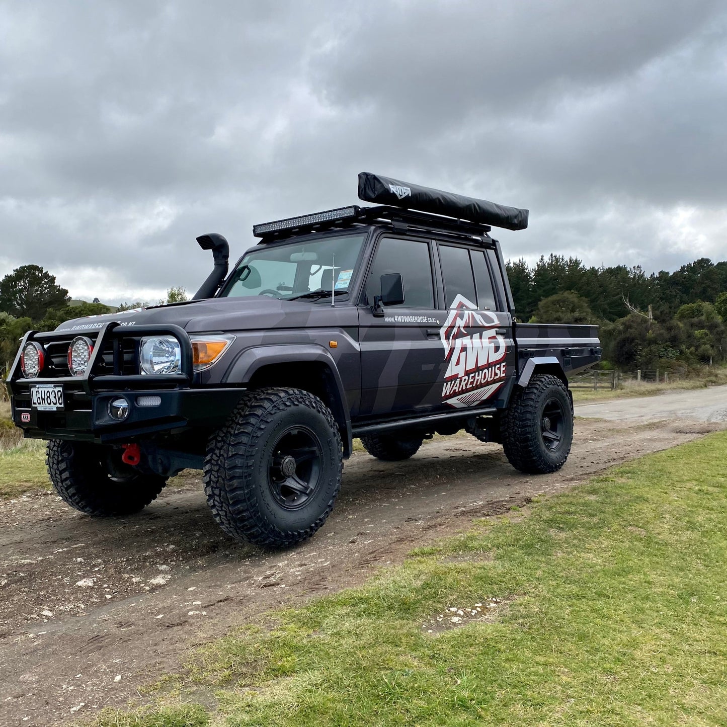RMR 270 Degree Awning Right/Driver Side Mounting