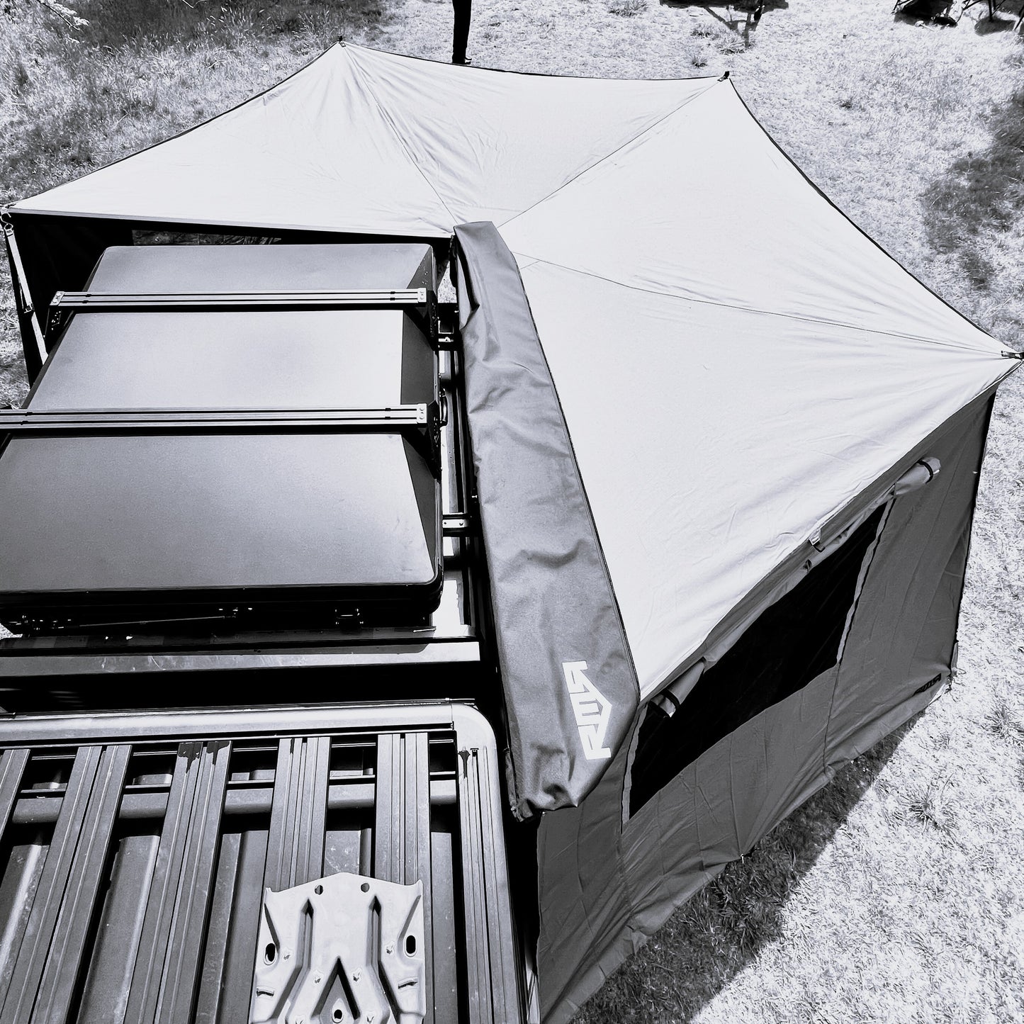 RMR Freestanding 270 Awning Left/Passenger Side Mounting & Wall COMBO