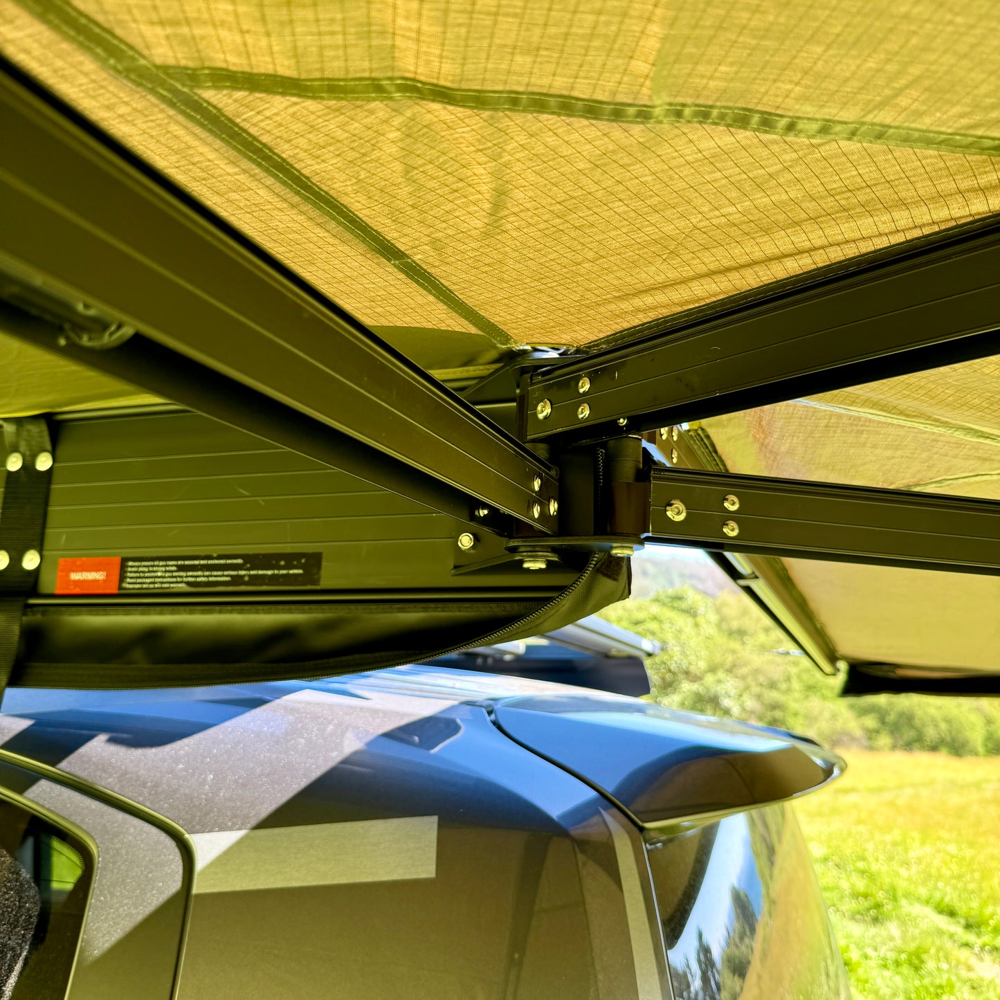 RMR 270 Max Awning Left/Passenger Side Mounting
