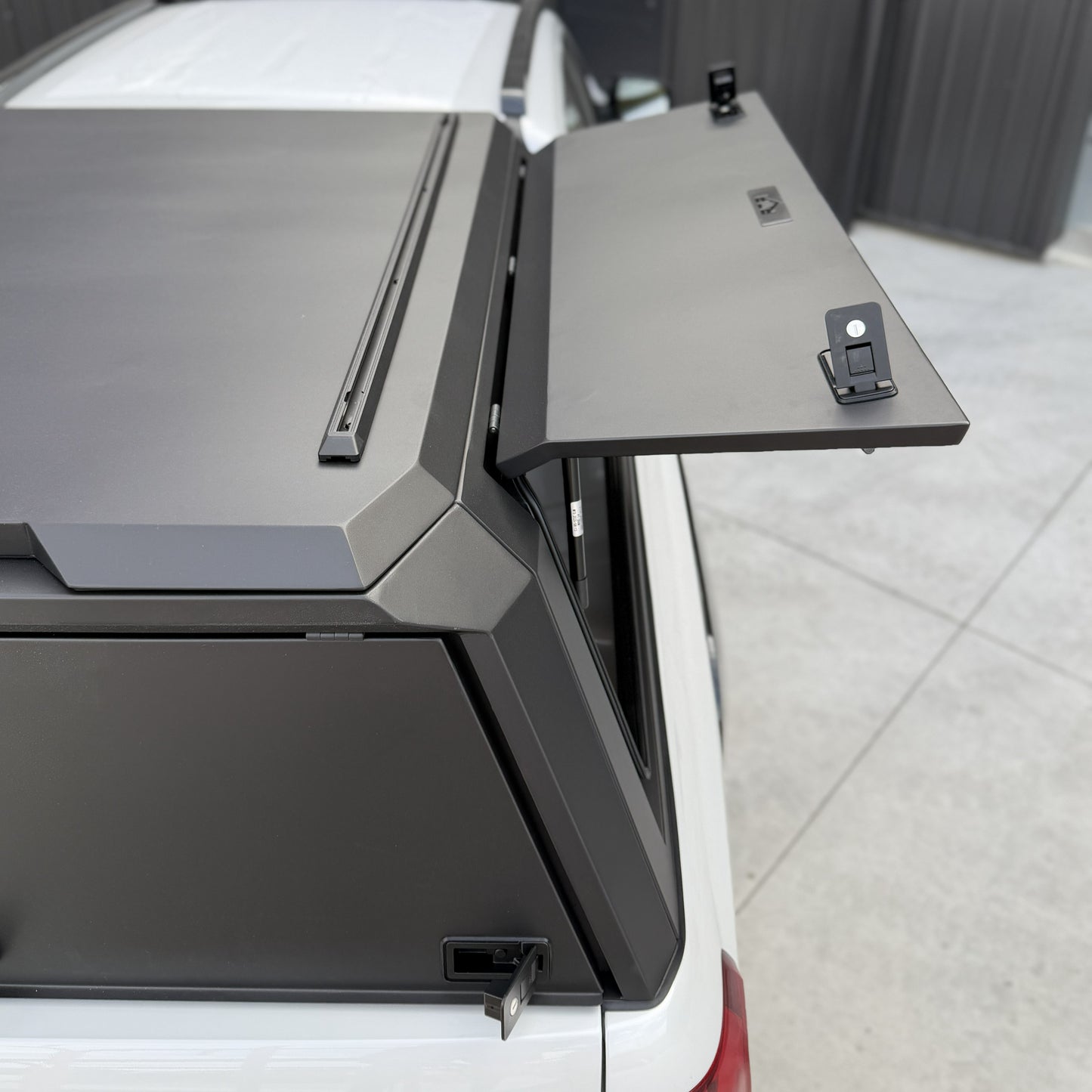 RMR  Canopy - Isuzu DMax 2020 on