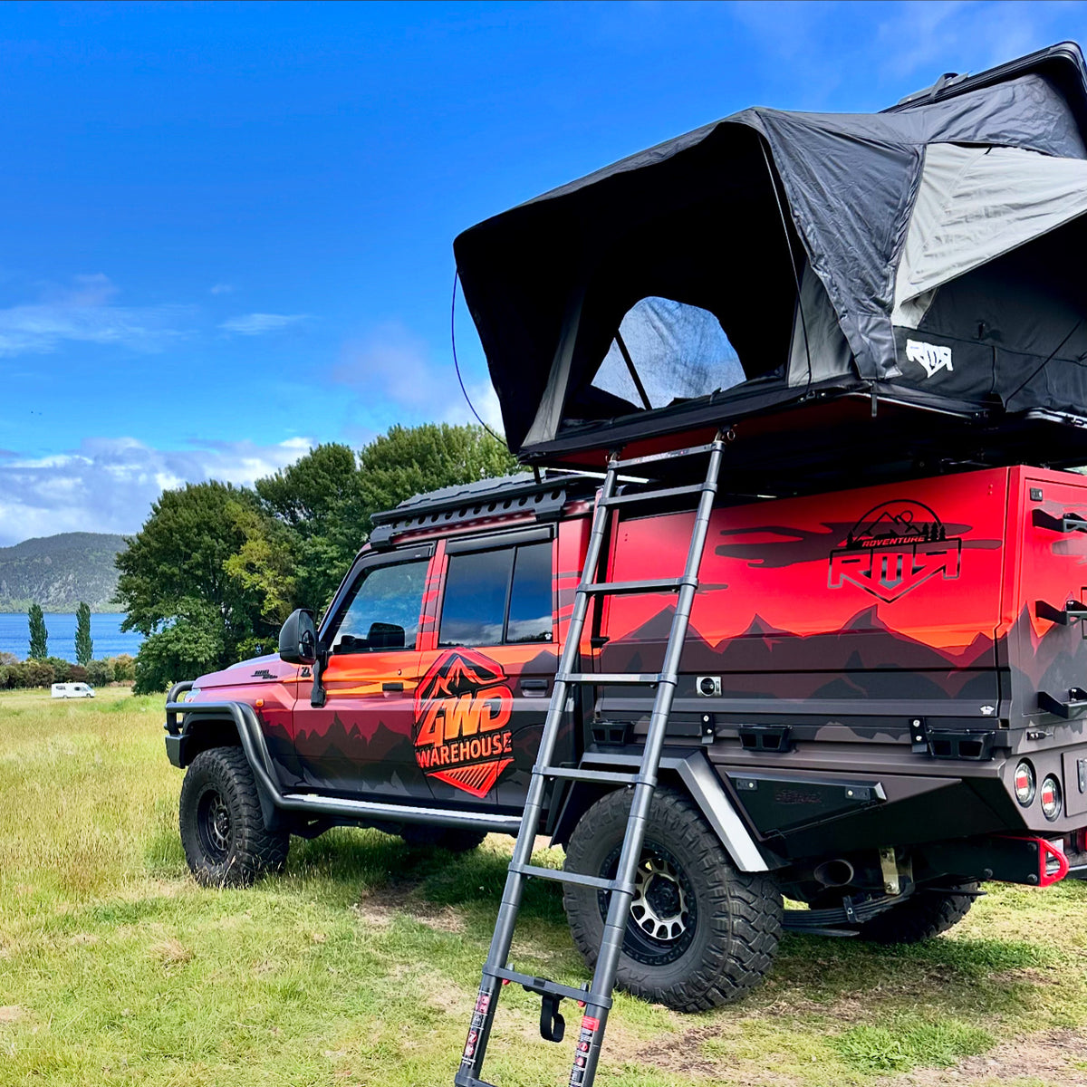 RMR Cantilever Aluminum Hardshell Roof Top Tent - Annex Included!