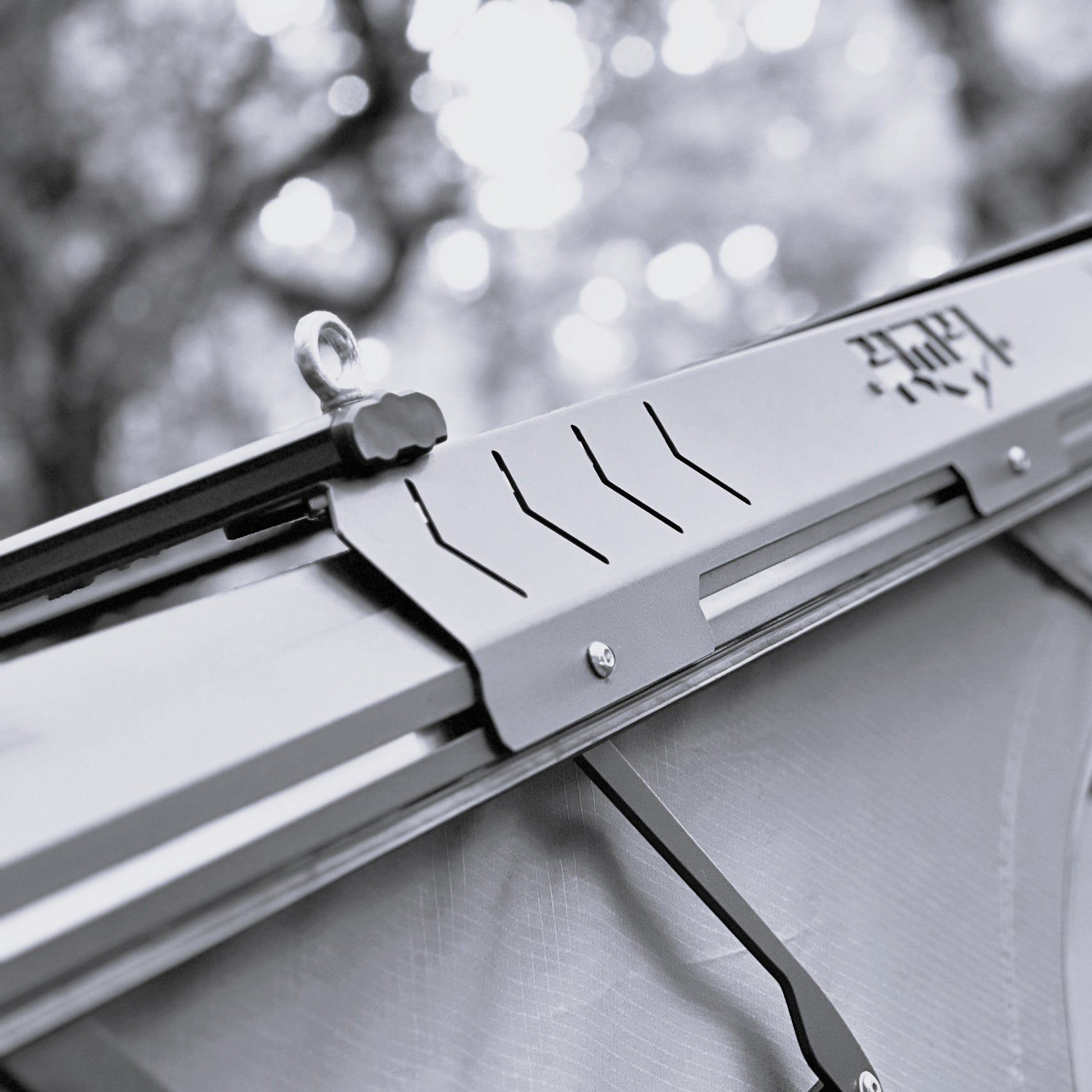 RMR X Frame Aluminium Hardshell Roof Top Tent