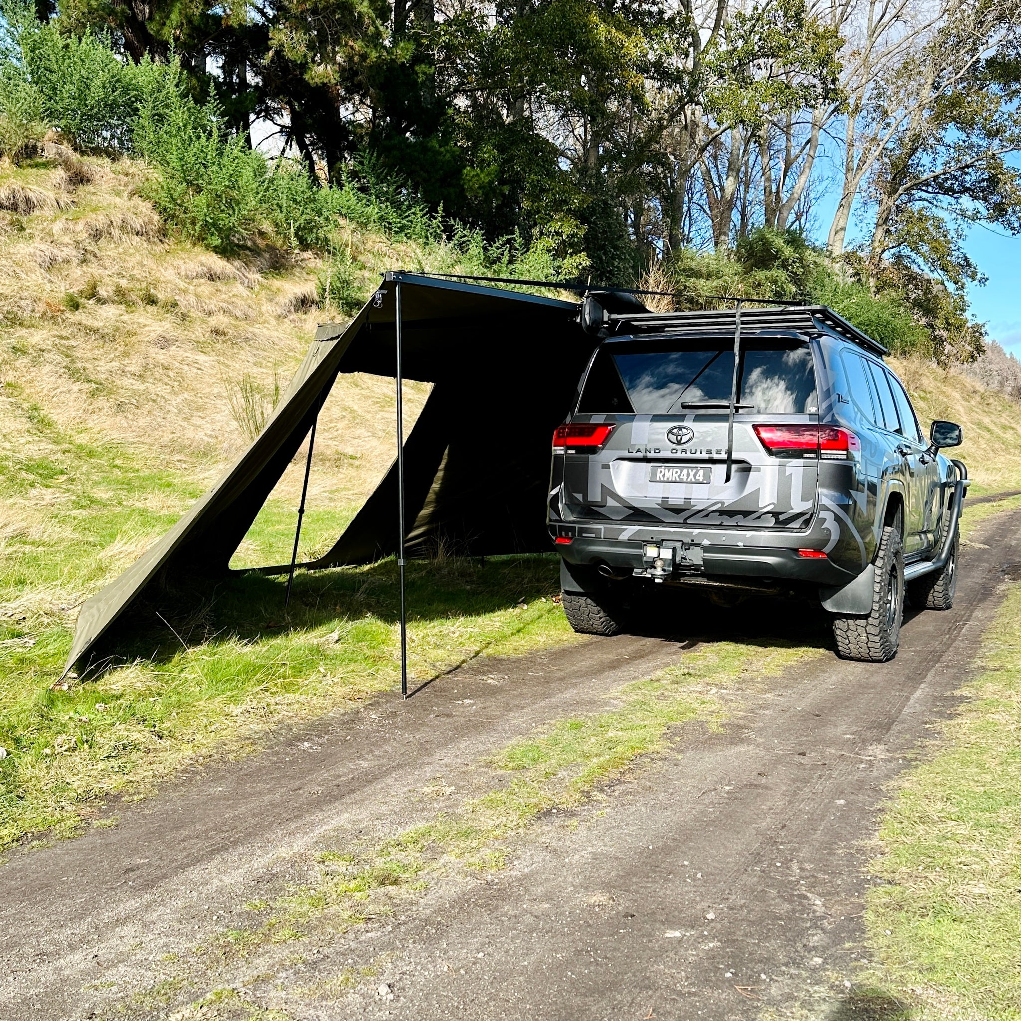 RMR Freestanding 180 Degree Awning Walls 4WD Warehouse