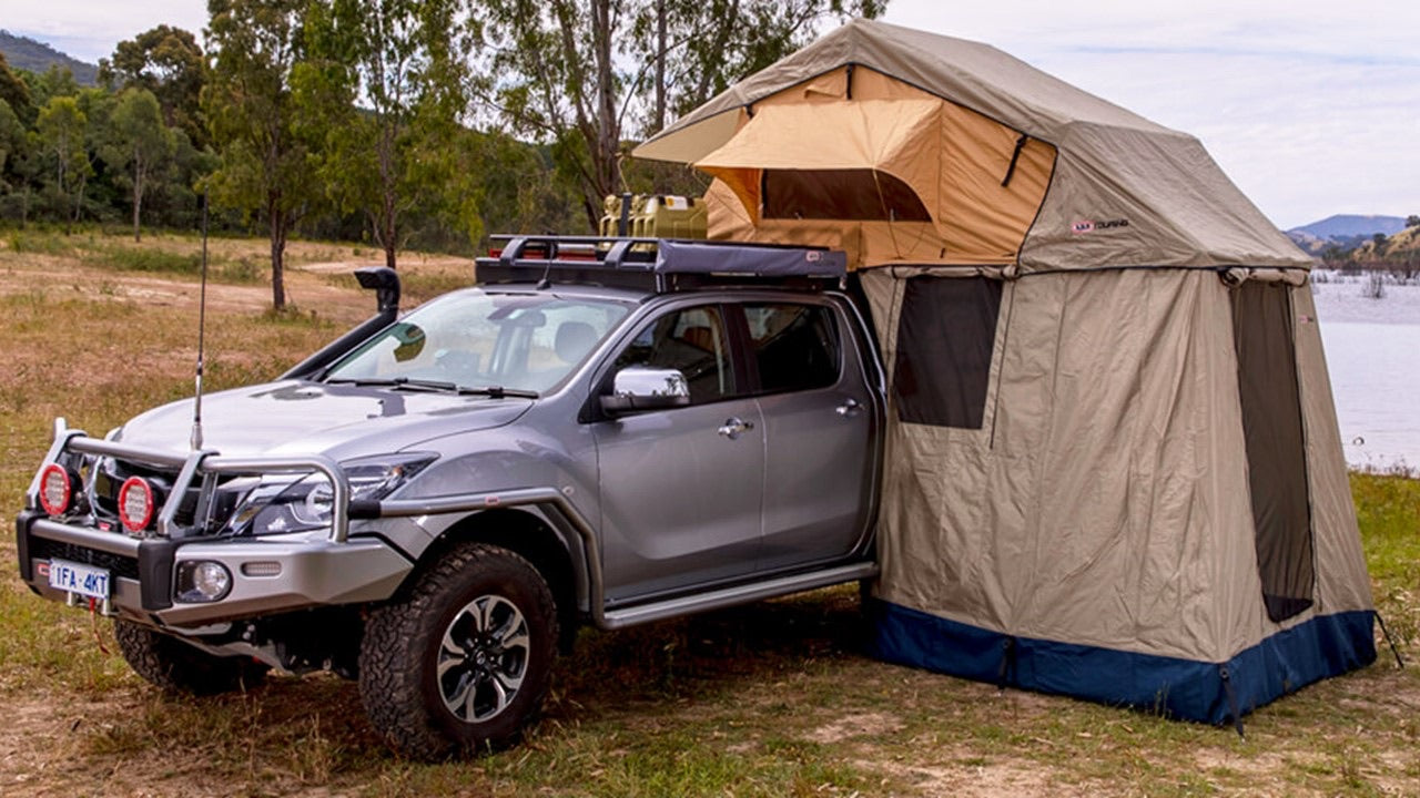 ARB Simpson III Rooftop Tent with Annex 